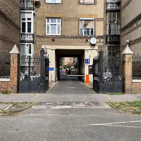 Delej Budapest